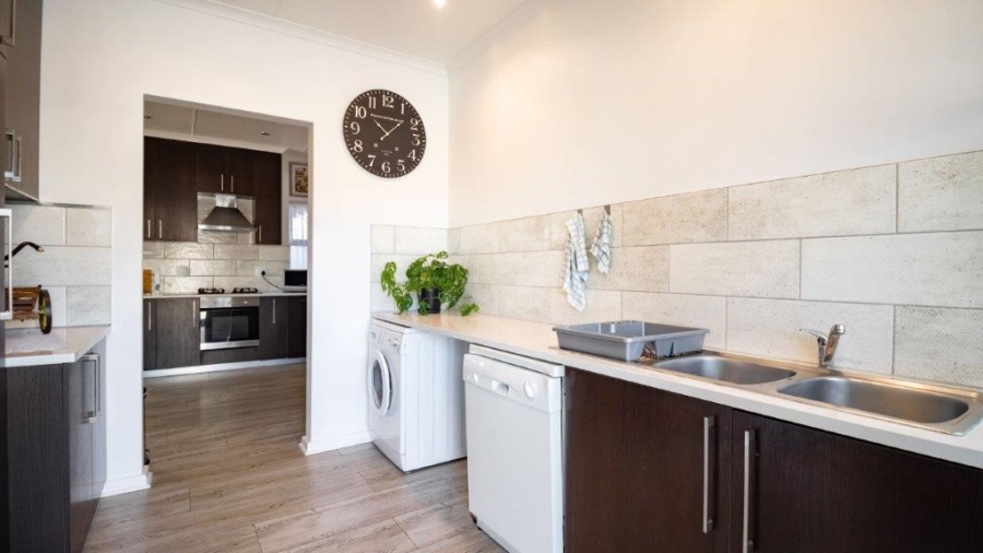 3 Bedroom Property for Sale in Bayview Western Cape